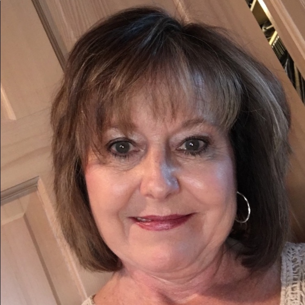 Meet your Posher, Sharon